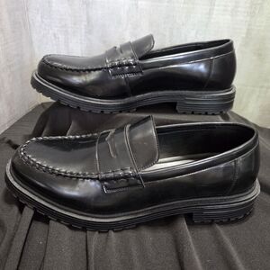Zara Men's Glossy Black Loafers